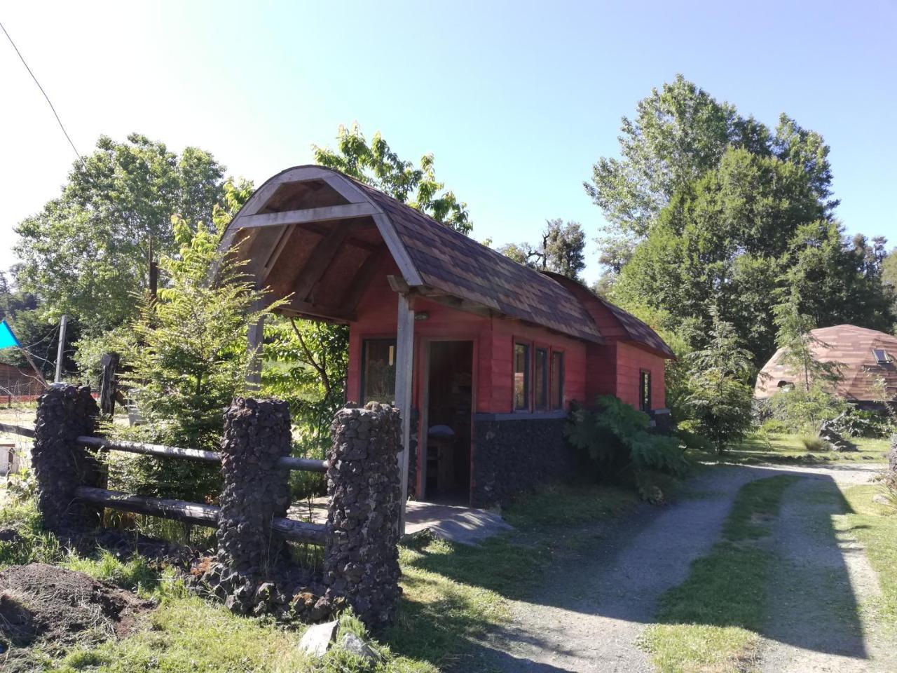 Karu Domos Del Fuy Aparthotel Neltume Exterior foto